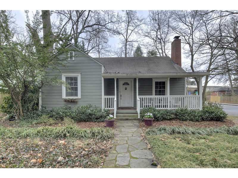 2 bedroom, 910 sq ft single family residence sold at 2055 Howard Circle, Atlanta, GA 30307