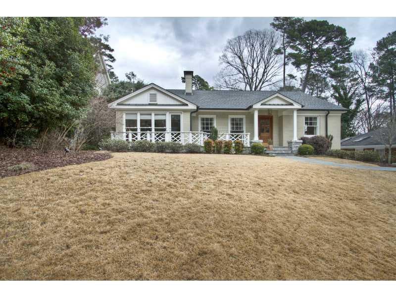 4 bedroom, 1,951 sq ft single family residence sold at 2577 Birchwood Drive, Atlanta, GA 30305
