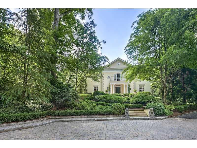 6 bedroom single family residence sold at 1900 West Paces Ferry Road, Atlanta, GA 30327