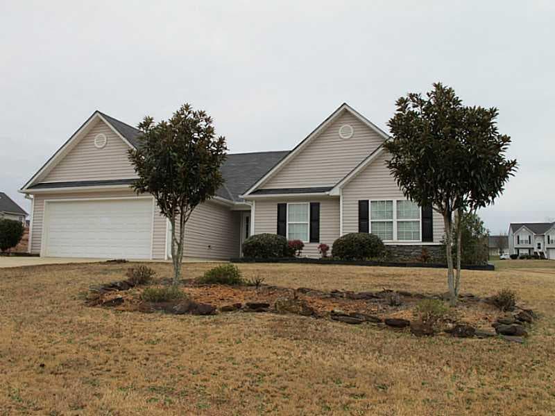 49 Manor Court, Commerce, GA 30529 — most recent listing photo