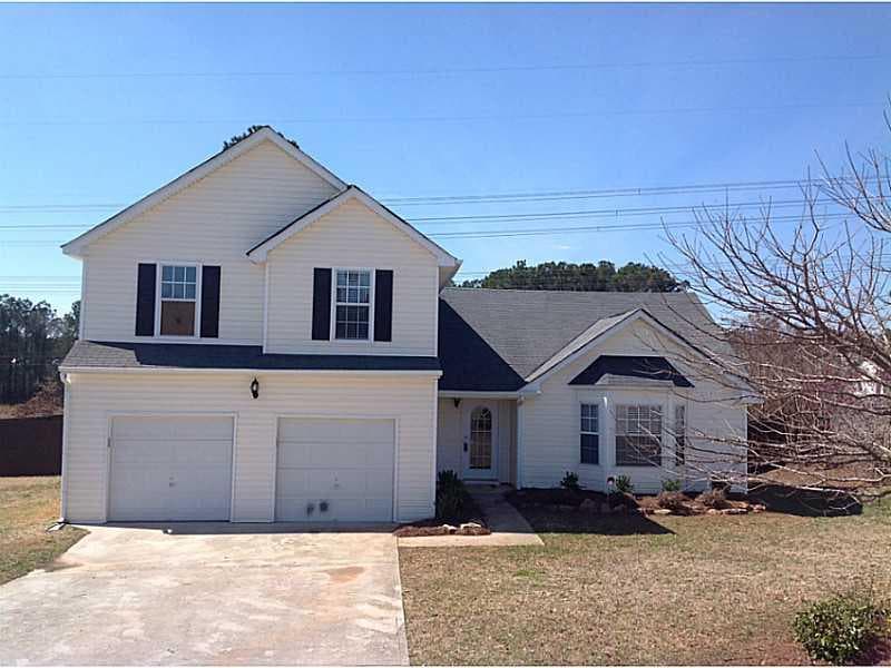 3 bedroom single family residence sold at 895 Tara Bend, Hampton, GA 30228