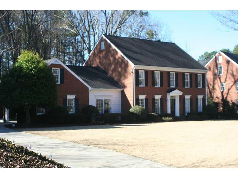 4 bedroom single family residence sold at 780 Arden Close, Atlanta, GA 30327