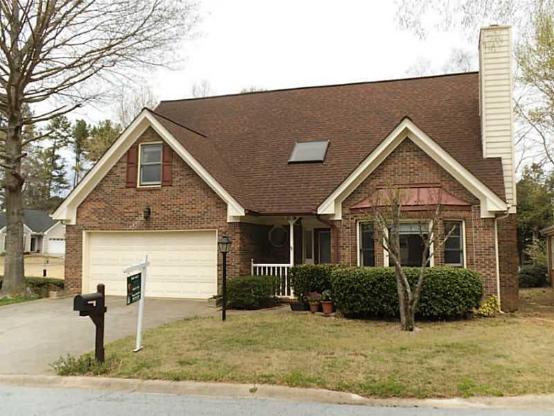 2585 Lakewind Way, Duluth, GA 30096 — most recent listing photo