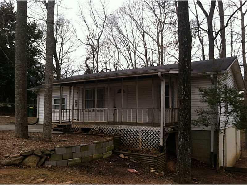 3 bedroom, 1,176 sq ft single family residence sold at 400 Brandywine Court, Alpharetta, GA 30004