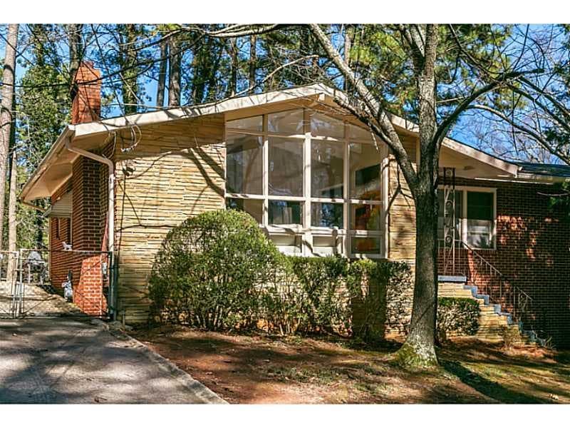 3 bedroom, 1,596 sq ft single family residence sold at 2561 Woodhill Lane, Atlanta, GA 30344