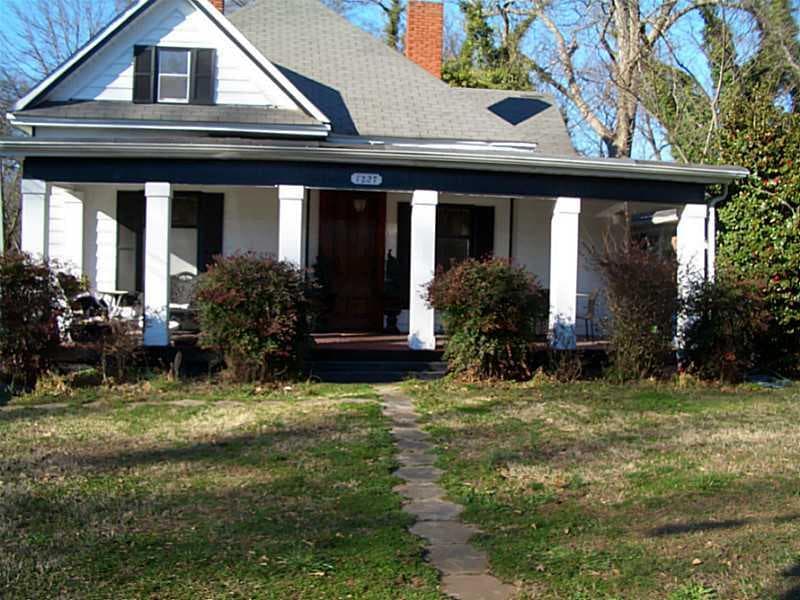 3 bedroom, 1,472 sq ft single family residence sold at 1227 Avon Avenue, Atlanta, GA 30310