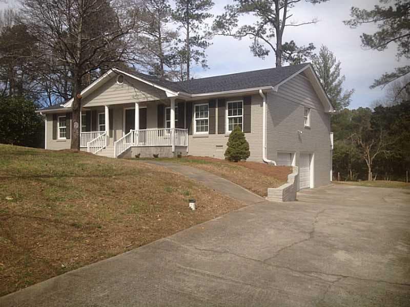 250 Moonshadow Court, Roswell, GA 30075 — most recent listing photo