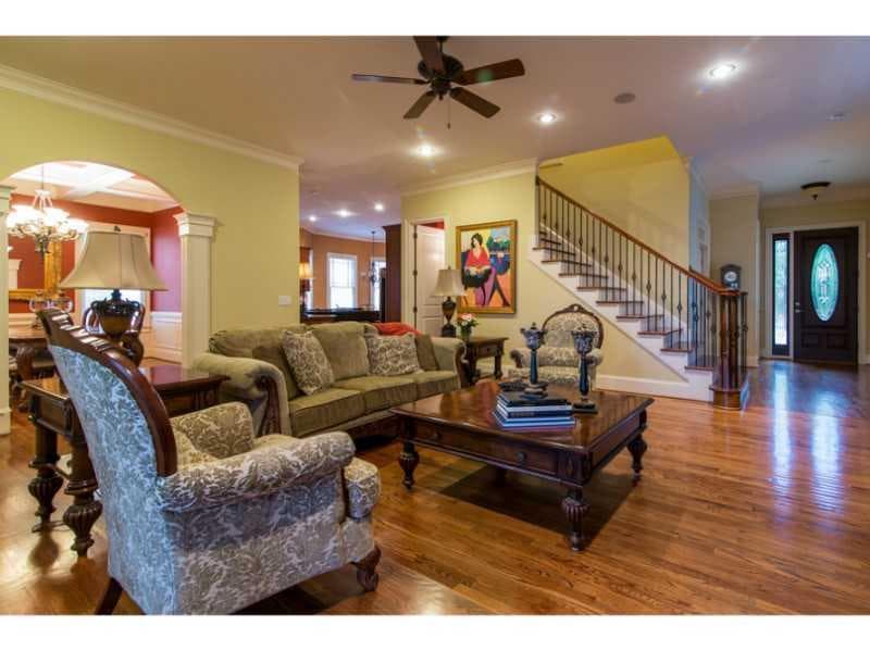 5 bedroom, 6,250 sq ft single family residence sold at 3190 Silver Lake Drive, Atlanta, GA 30319