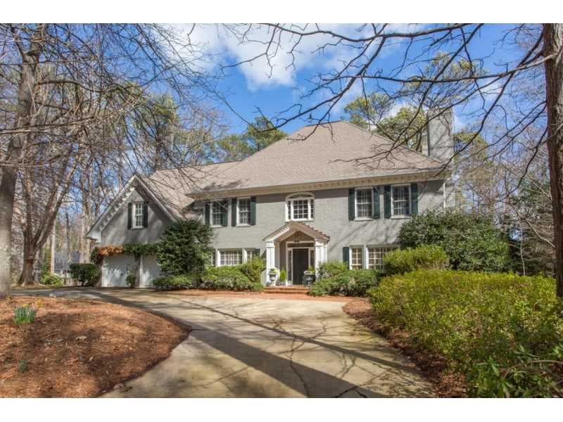 5 bedroom, 6,265 sq ft single family residence sold at 4397 Club Drive, Atlanta, GA 30319