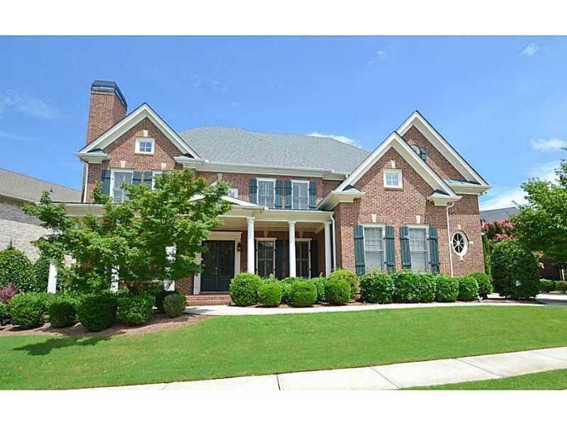 6 bedroom, 3,809 sq ft single family residence sold at 807 Stratford Court, Atlanta, GA 30350