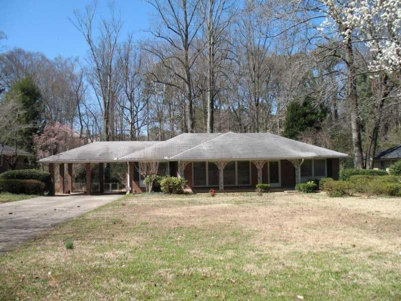 1380 Amanda Circle, Decatur, GA 30033 — most recent listing photo