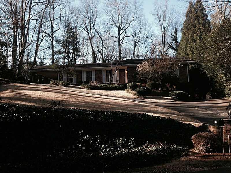 2 bedroom, 1,925 sq ft single family residence sold at 3236 NE Inman Drive, Atlanta, GA 30319