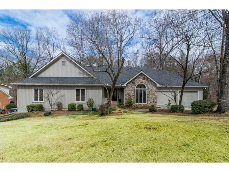 165 Lazy Laurel Chase, Roswell, GA 30076 — most recent listing photo