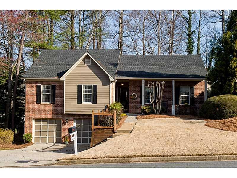 3 bedroom, 1,683 sq ft single family residence sold at 4860 Hampton Square Drive, Alpharetta, GA 30022