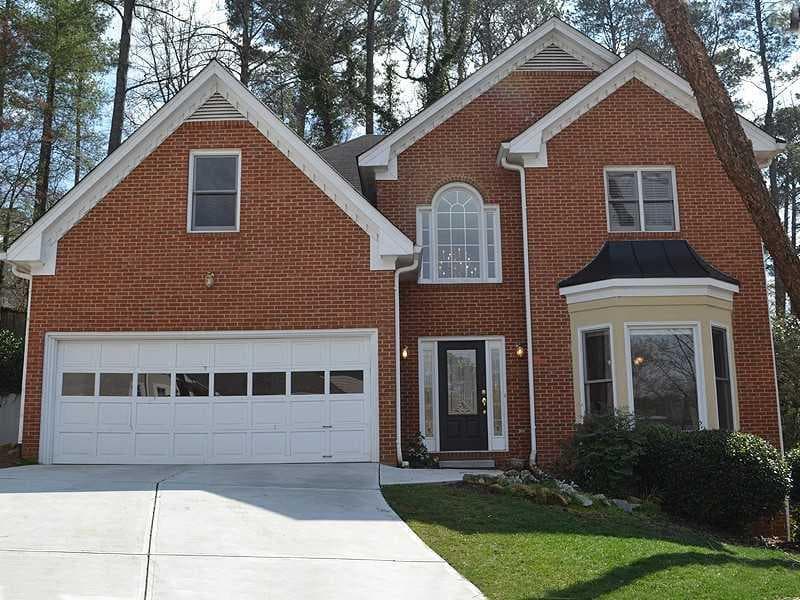 5 bedroom, 3,472 sq ft single family residence sold at 2146 Briarlake Trace, Atlanta, GA 30345
