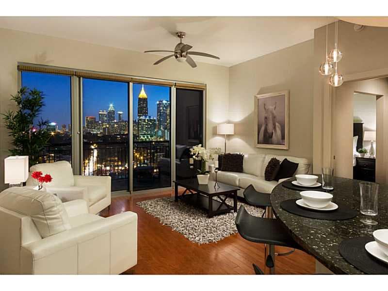 2 bedroom, 1,329 sq ft condominium sold at 222 12th Street 2005, Atlanta, GA 30309