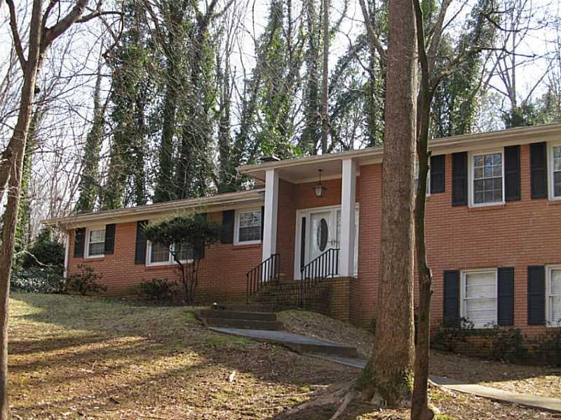 3 bedroom, 1,700 sq ft single family residence sold at 4550 SW Lanark Drive, Atlanta, GA 30331