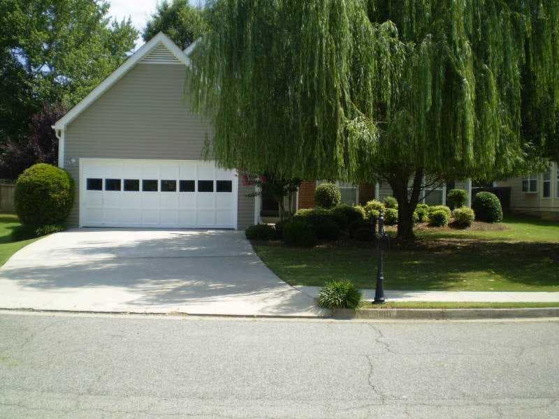 2810 Laurelwood Lane, Alpharetta, GA 30009 — most recent listing photo