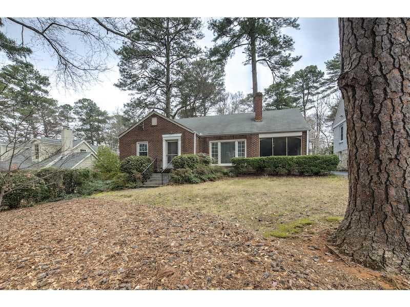 2 bedroom, 1,069 sq ft single family residence sold at 921 Beaverbrook Drive, Atlanta, GA 30318