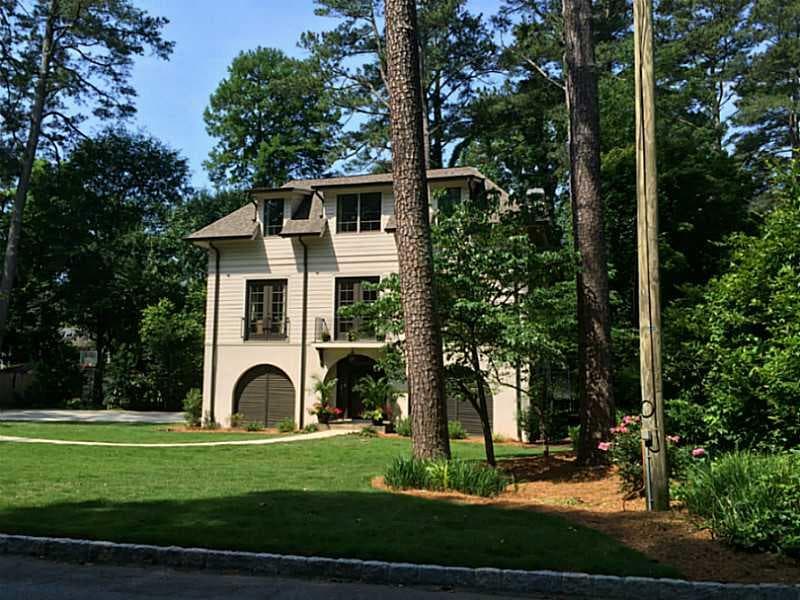5 bedroom, 3,780 sq ft single family residence sold at 2420 Oldfield Road, Atlanta, GA 30327