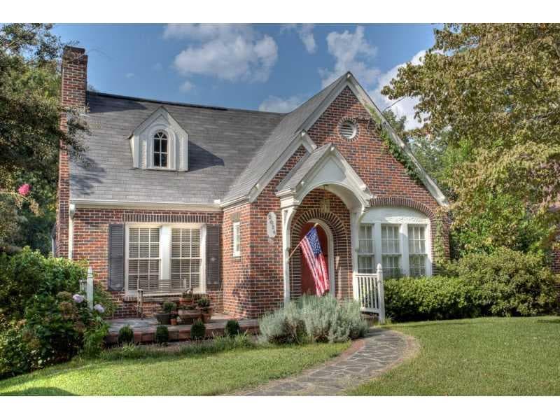 3 bedroom, 1,983 sq ft single family residence sold at 2026 Palifox Drive, Atlanta, GA 30307