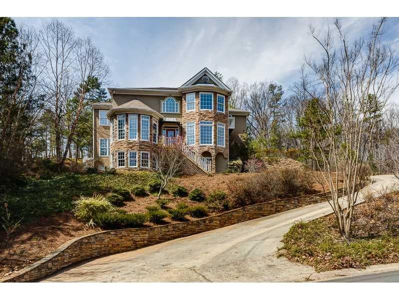 5 bedroom, 3,396 sq ft single family residence sold at 1465 Bentcreek Drive, Marietta, GA 30062
