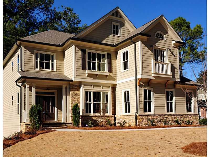5 bedroom, 3,050 sq ft single family residence sold at 825 S Candler Street, Decatur, GA 30030