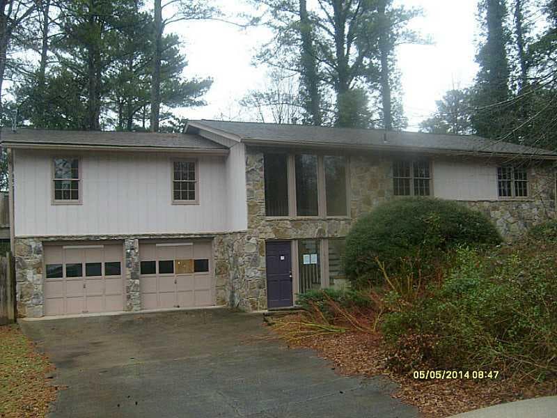 618 Hunters Horn, Lilburn, GA 30047 — most recent listing photo