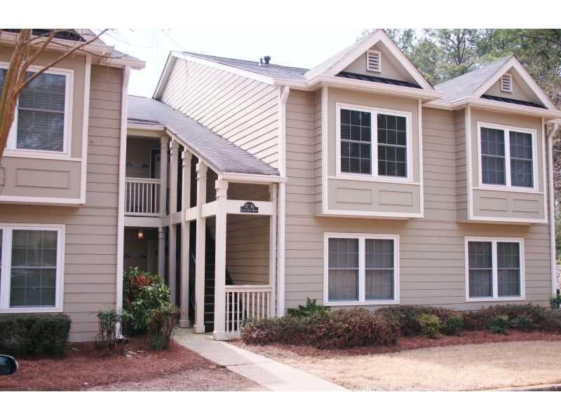 30 Lakes Edge Drive 30, Smyrna, GA 30080 — most recent listing photo