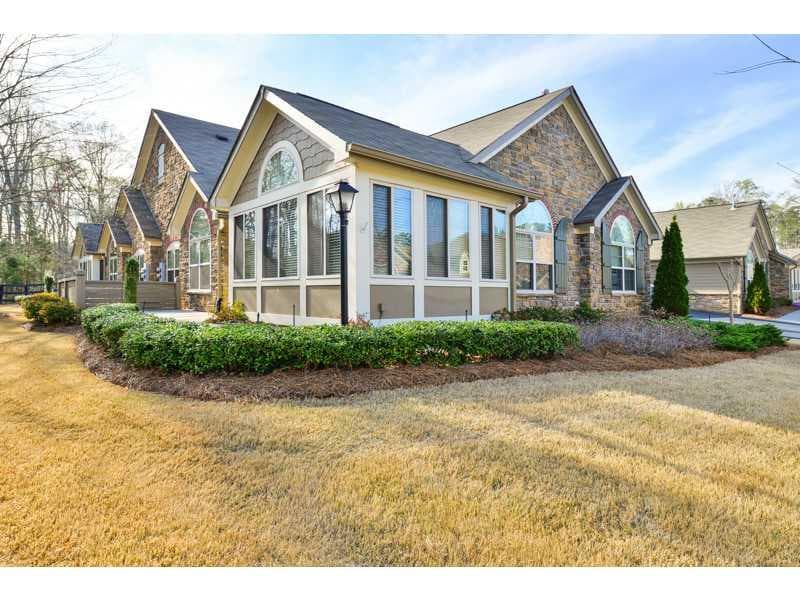 5280 Stone Village Circle 8, Kennesaw, GA 30152 — most recent listing photo