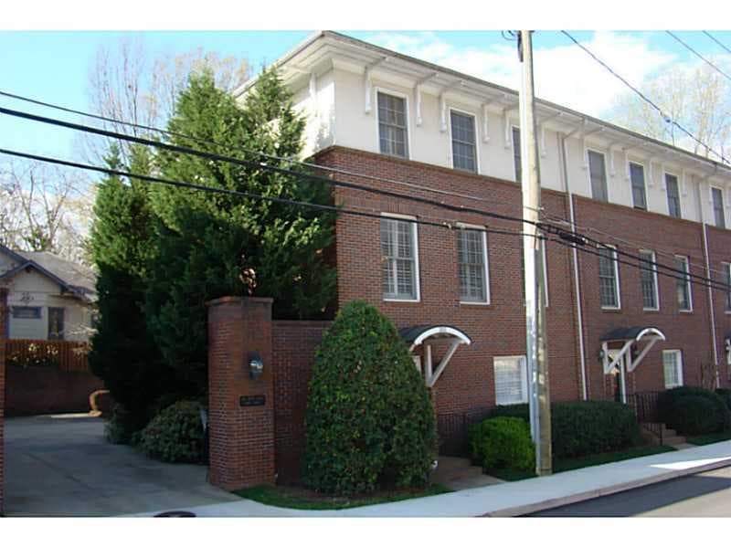 3 bedroom, 1,620 sq ft townhouse sold at 201 E Maple Street 3B, Decatur, GA 30030