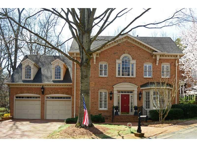 3 bedroom, 2,946 sq ft single family residence sold at 469 Ivy Park Lane, Atlanta, GA 30342