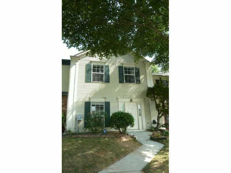 2 bedroom, 1,160 sq ft townhouse sold at 3952 Hancock Circle 1, Atlanta, GA 30340