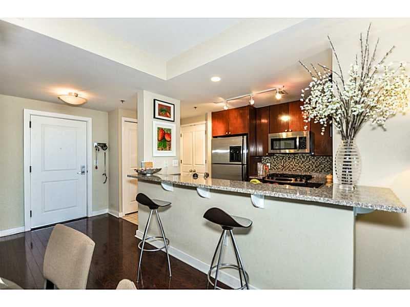 3 bedroom, 1,873 sq ft condominium sold at 3338 Peachtree Road 2505, Atlanta, GA 30326
