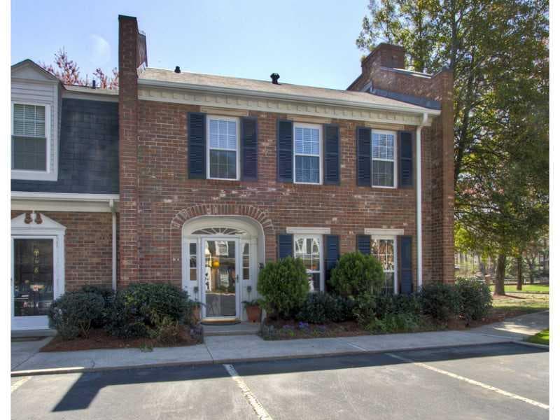 3 bedroom, 1,560 sq ft townhouse sold at 9 Paper Mill Place 1, Atlanta, GA 30318