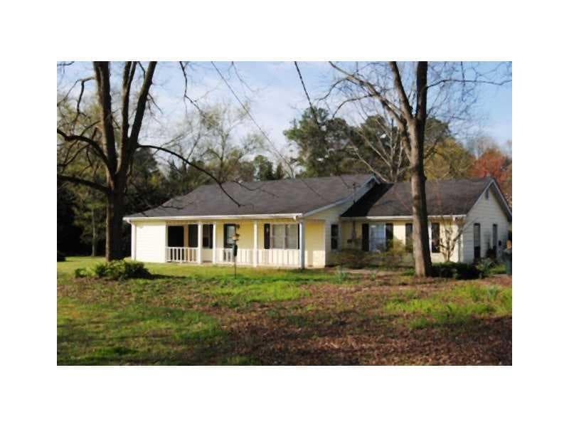 1855 Thomas Drive, Hoschton, GA 30548 — most recent listing photo