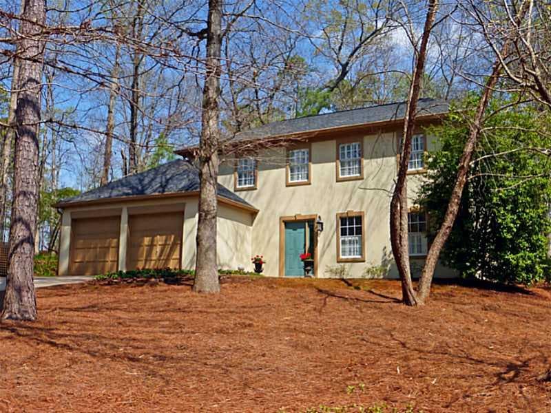 12095 Wallace Woods Lane, Alpharetta, GA 30004 — most recent listing photo