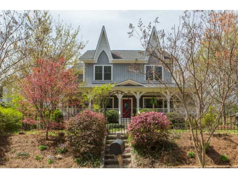 4 bedroom, 3,300 sq ft single family residence sold at 230 Whitefoord Avenue, Atlanta, GA 30307