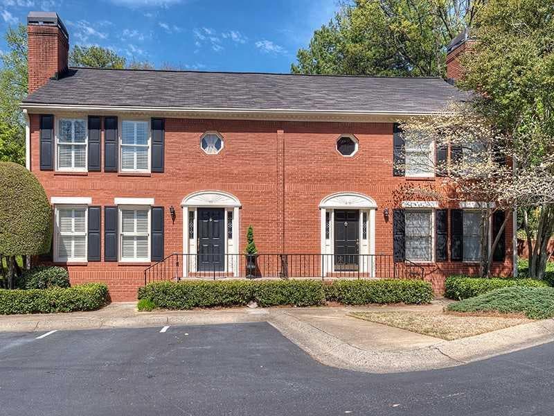 201 DEFOORS MILL Drive 201, Atlanta, GA 30318 — most recent listing photo
