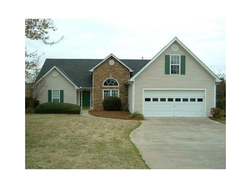 6047 Devonshire Drive, Flowery Branch, GA 30542 — most recent listing photo