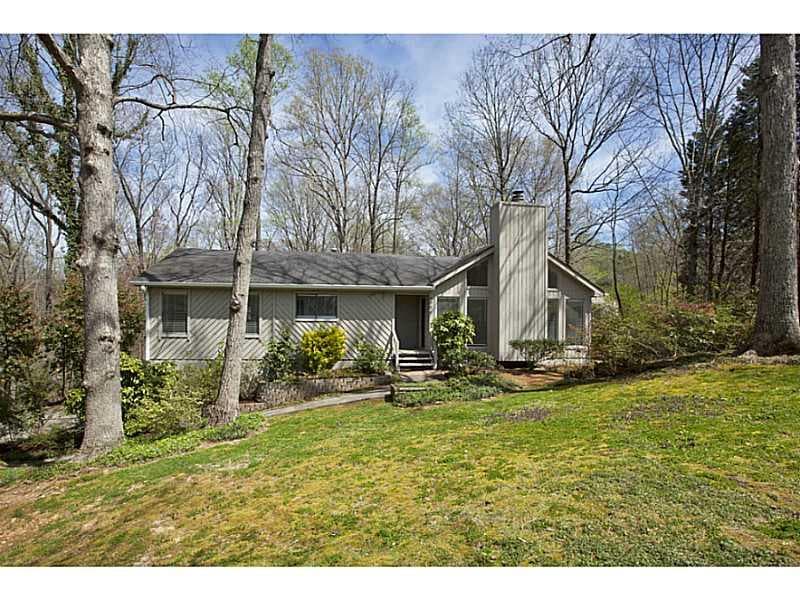 3 bedroom, 1,421 sq ft single family residence sold at 4996 Gunners Run, Roswell, GA 30075