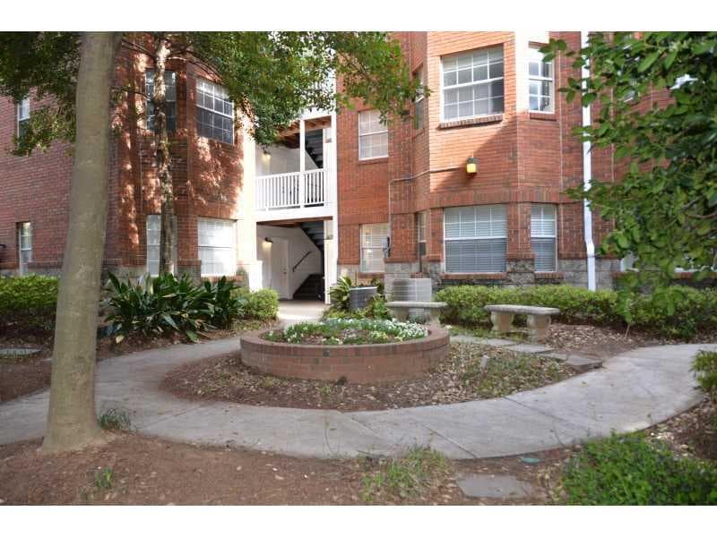 2 bedroom, 886 sq ft condominium sold at 1041 State Street 16, Atlanta, GA 30318
