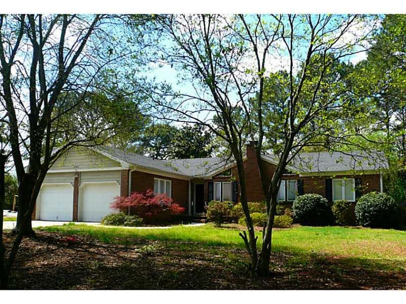 3 bedroom single family residence sold at 2893 Brooks Drive, Snellville, GA 30078