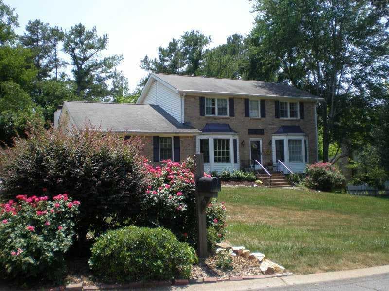 325 Meadowood Drive, Roswell, GA 30075 — most recent listing photo