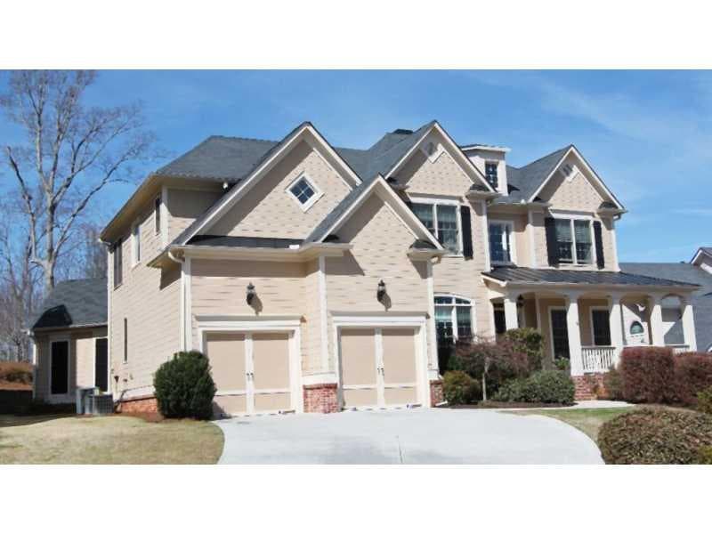 6 bedroom, 4,054 sq ft single family residence sold at 1762 Country Wood Drive, Hoschton, GA 30548
