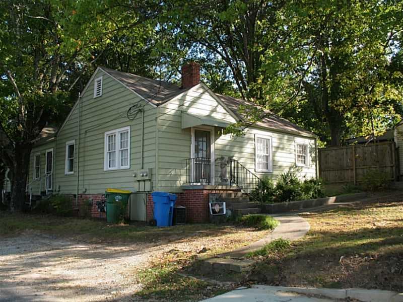 5 bedroom, 1,931 sq ft triplex sold at 5002 Park Avenue, Forest Park, GA 30297
