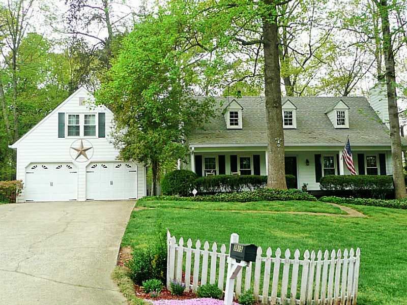 4 bedroom, 2,460 sq ft single family residence sold at 3915 RIVARIDGE Court, Marietta, GA 30062