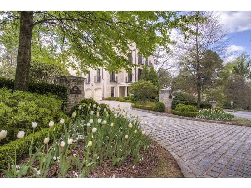 122 Old Ivy Road 11, Atlanta, GA 30342 — most recent listing photo
