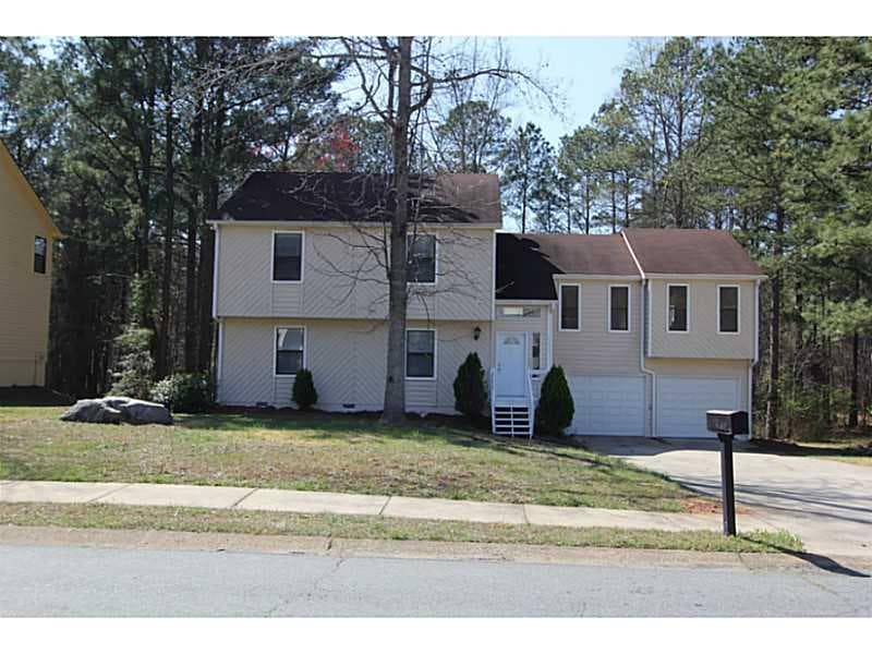 3 bedroom single family residence sold at 3856 Nowlin Road, Kennesaw, GA 30144