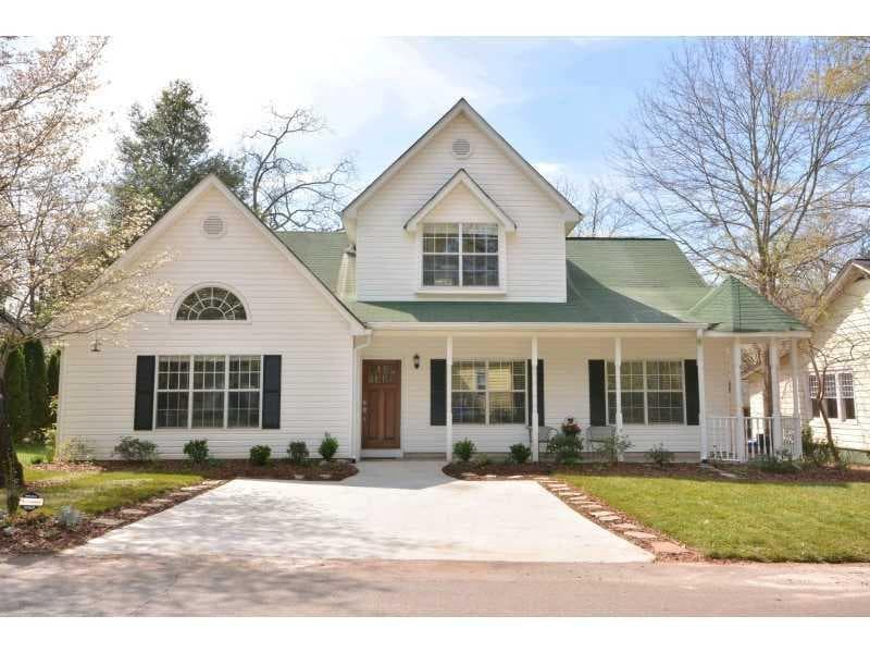 4 bedroom, 1,789 sq ft single family residence sold at 2719 Craigie Avenue, Decatur, GA 30030